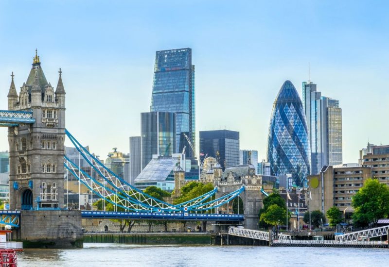 school trip to London Bridge London school trip JWT Schools tours travel