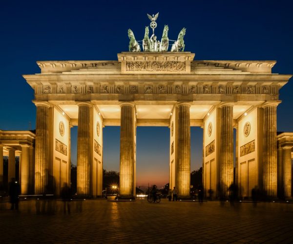 brandenburg gate school trip to Berlin JWT Schools tours travel