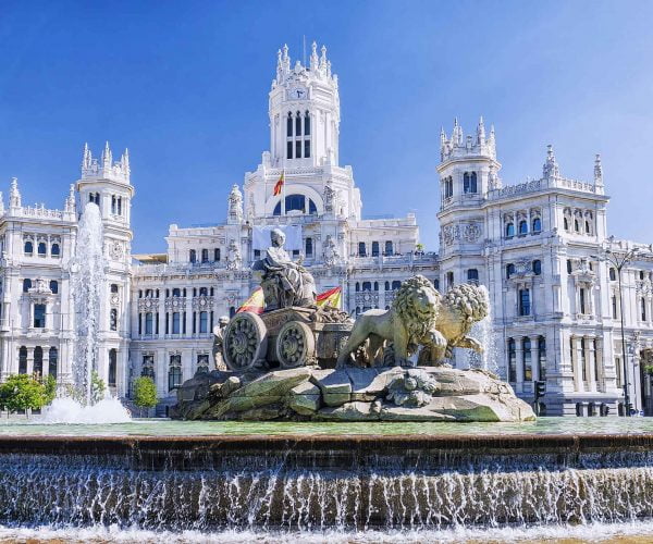 Cibeles-Madrid-language-school-trips-JWT-schools