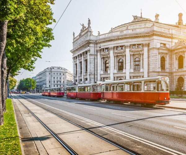 Salzburg and Vienna Music Tour - JWT SUGGESTED TOURS - Vienna (1)