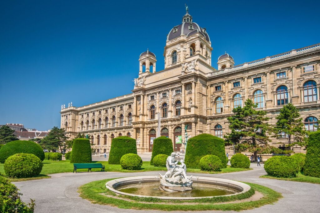 Salzburg and Vienna Music Tour - JWT SUGGESTED TOURS - Vienna