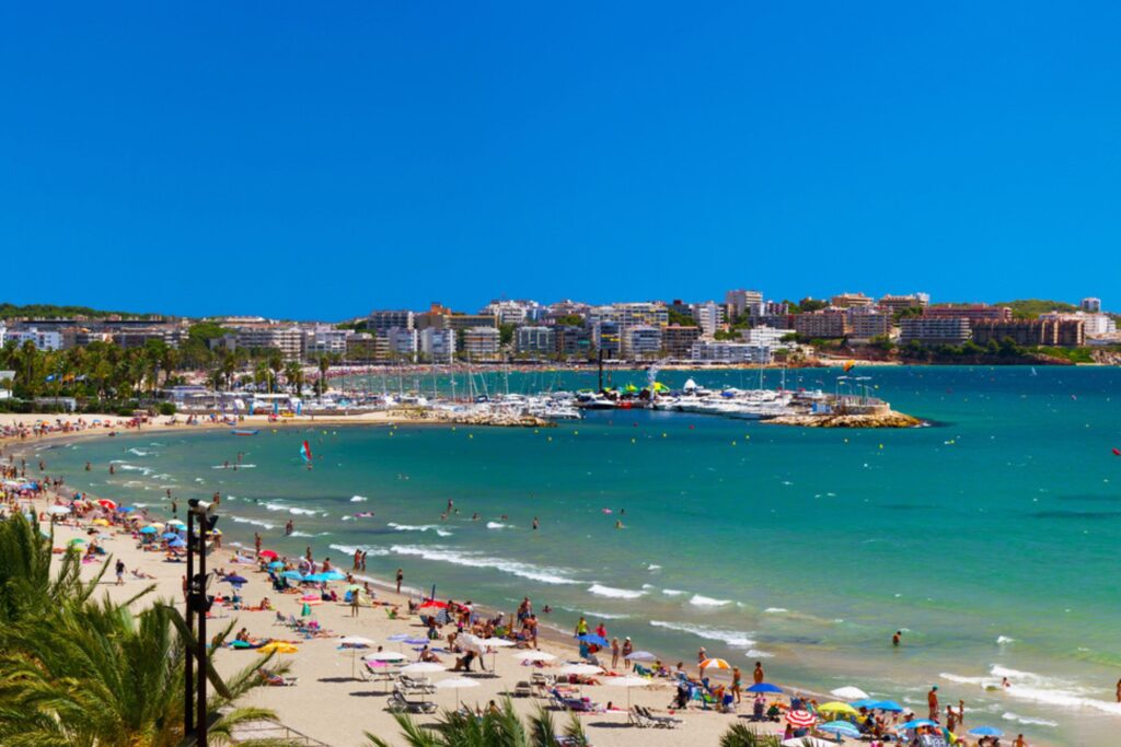 Basketball tour for groups in Salou - JWT Travel