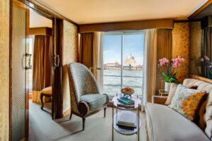 SS La Venezia Venice river cruise luxury Uniworld JWT Cruises