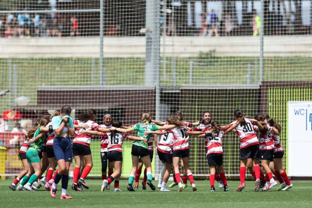 Barcelona Girls Cup football tournament team JWT TRAVEL