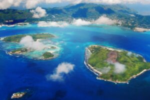ISLANDS Safari and The Seychelles Cruise and tour Emerald Cruises luxury JWT Cruises