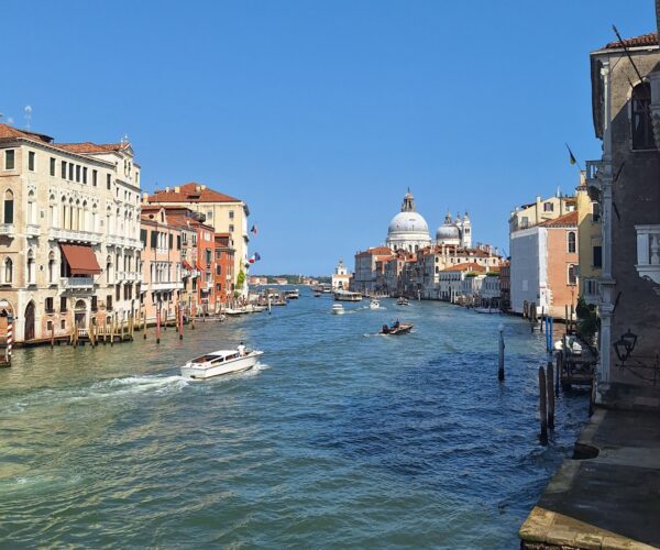 Venice river cruise JWT Cruises Caroline Uniworld boutique